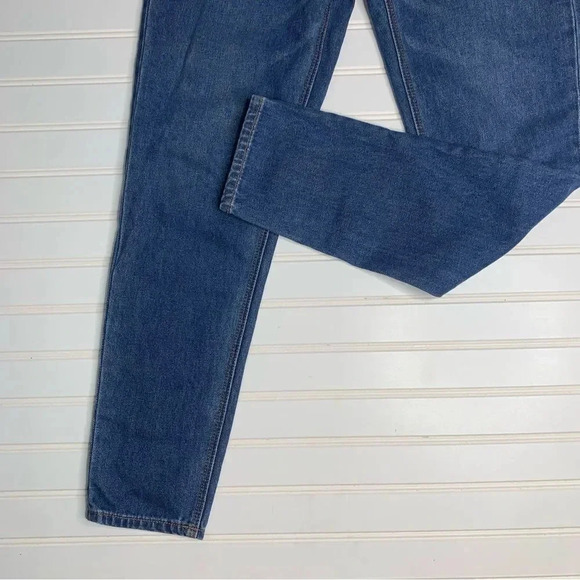 American Eagle High Rise Mom Jeans - Picture 2 of 9